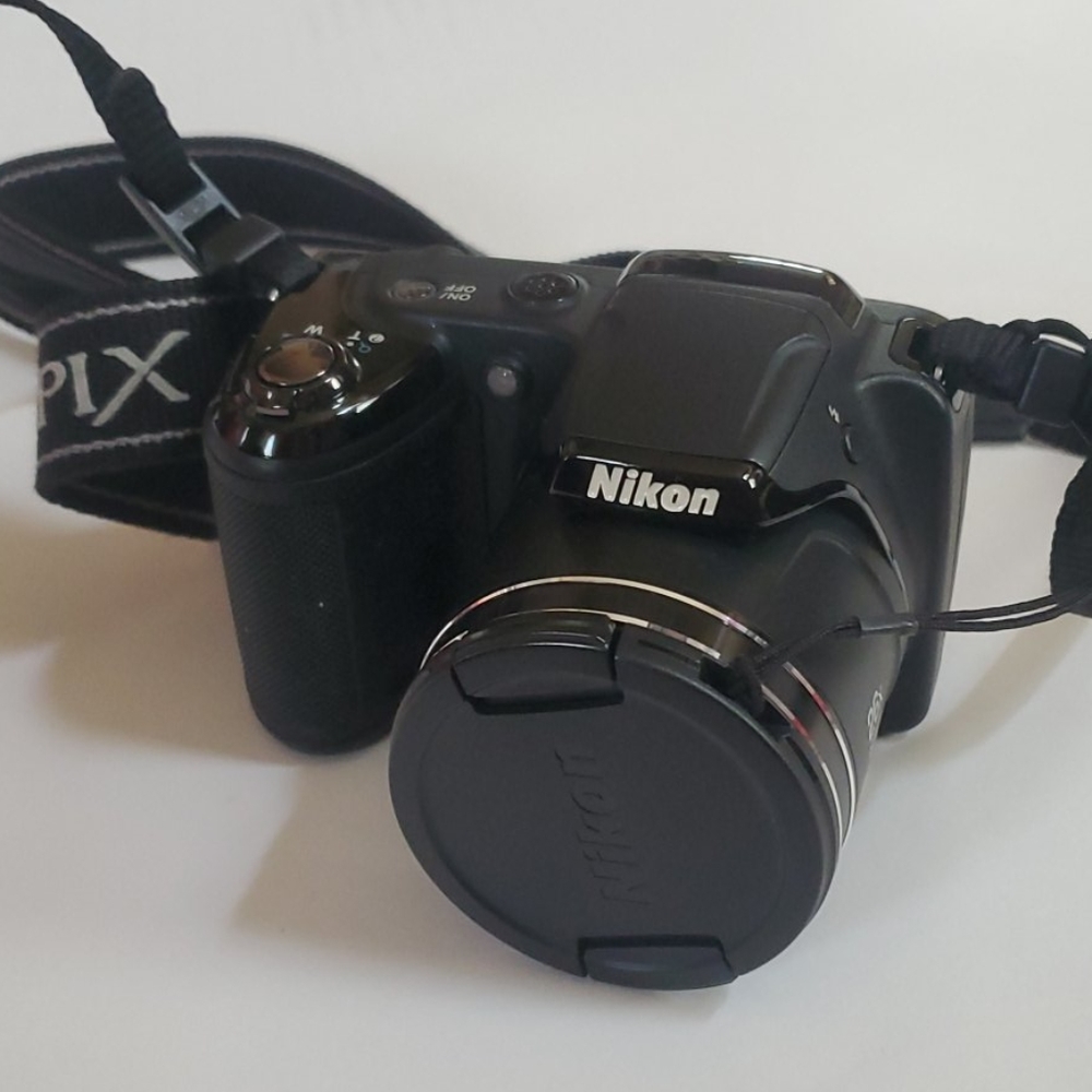 NIKON coolpix